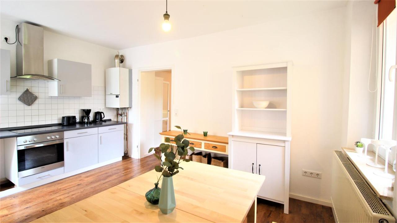 Zentral Wohnen - Inkl. Privatem Stellplatz Daire Würzburg Dış mekan fotoğraf